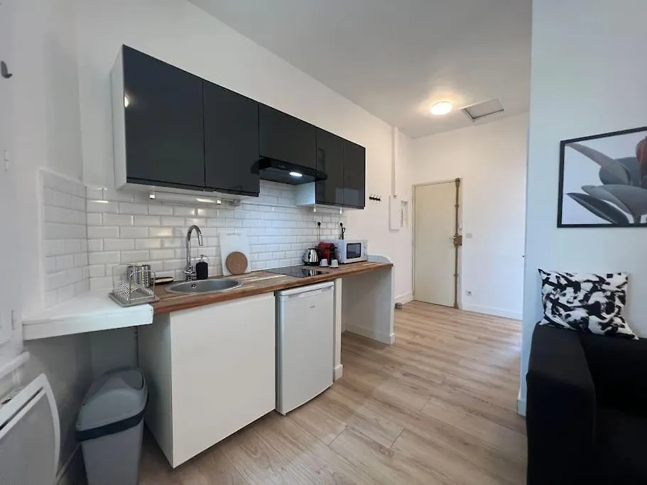Le Castelet - Paisible T2 Proche Metro Apartment Toulouse France